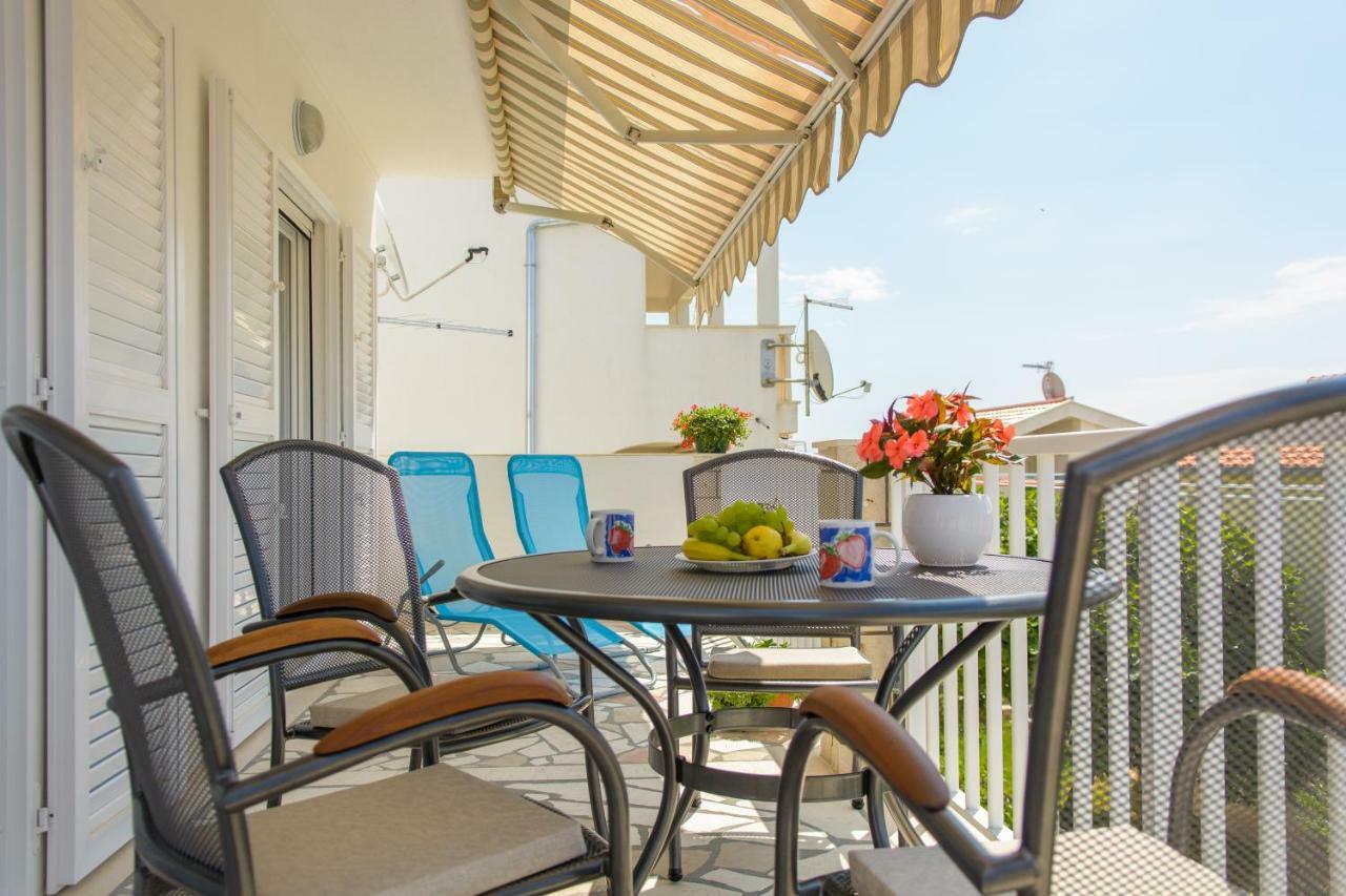 Apartments Klasan Trogir Exterior photo
