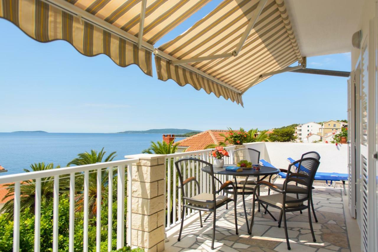 Apartments Klasan Trogir Exterior photo